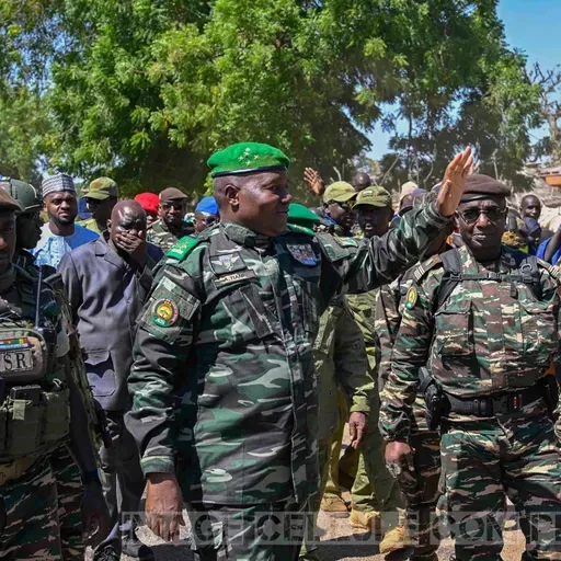 Le Journal du 11 Novembre 2025 - Tournée présidentielle à Tahoua et 4ᵉ Journée des relais communautaires à Maradi