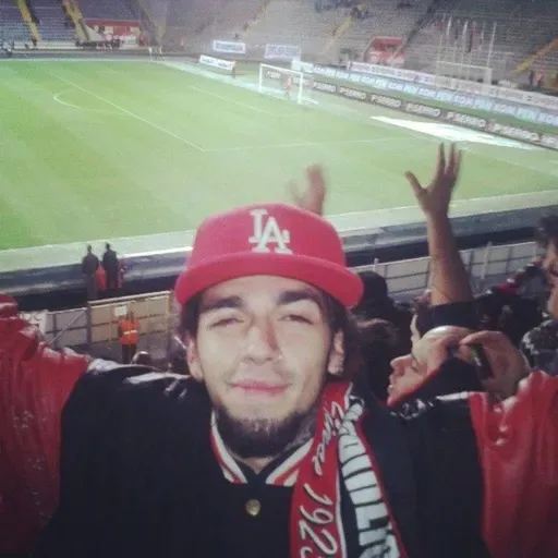 Ais Ezhel -  Rastalar Baş Kaldırmış