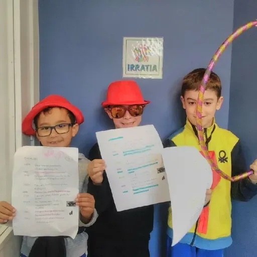 Guille,Julen,Aritz gosaltzen