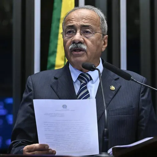 Chico Rodrigues propõe proibir cancelamento de plano de saúde durante tratamento contínuo