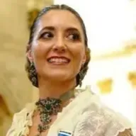 VEUS DE FESTA CON JUANFRAN BARBERÁ 3 DE NOVIEMBRE DE 2025 REGINA DELS JOCS FLORALS