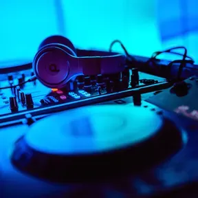 dj radio