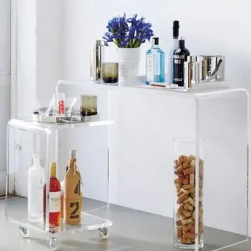 Peças de acrílico na decoração 