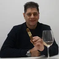 #tabacoyvino by Carmelo Di Fazio tabaco creado en honor a la familia: Doña Nieves, El Galán Cigars