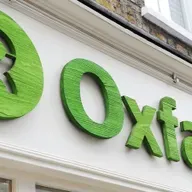 Tús Áite: Éagothromaíocht Rachmais