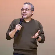 Que Ousadia! // Heston Delgado