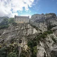 CANFRANC CONTRA NAPOLEÓN: "ANTES MORIR QUE REBLAR" POR MAYAYO