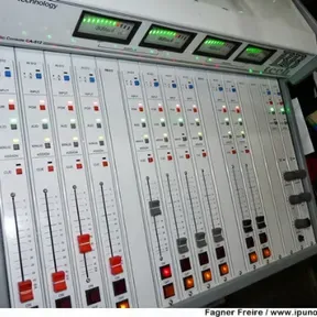 Rede So Sucesso de Radio
