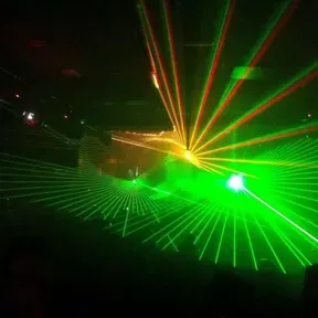 DISCO PUB