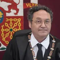 Tertulia: el fiscal general y su no dimisión