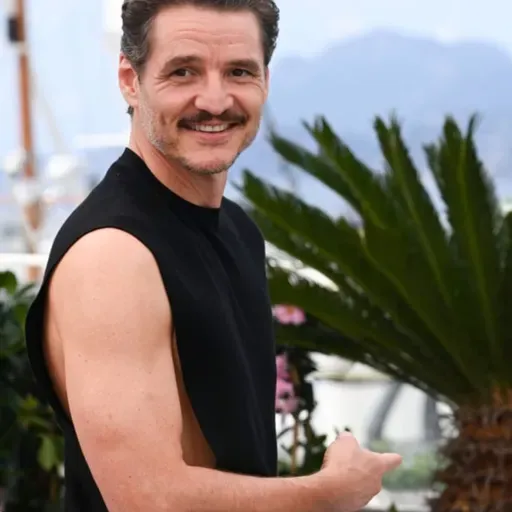 Bölüm 896: Yıldız dönüşümleri/Pedro Pascal