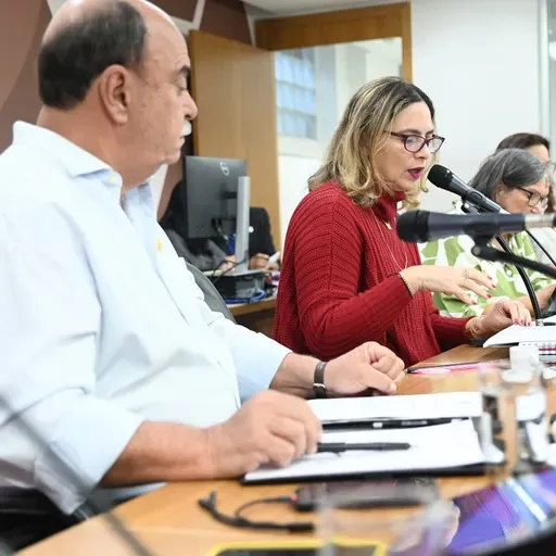 Professores que atendem alunos com deficiência pedem alteração de jornada