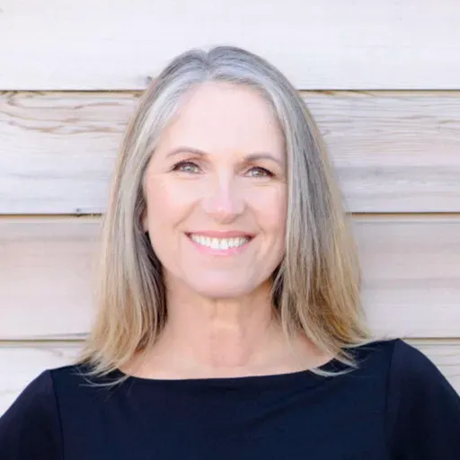 Can a Strong Body Help You Escape a Midlife Crisis? Interview with Heike Yates