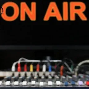 THEONA FM