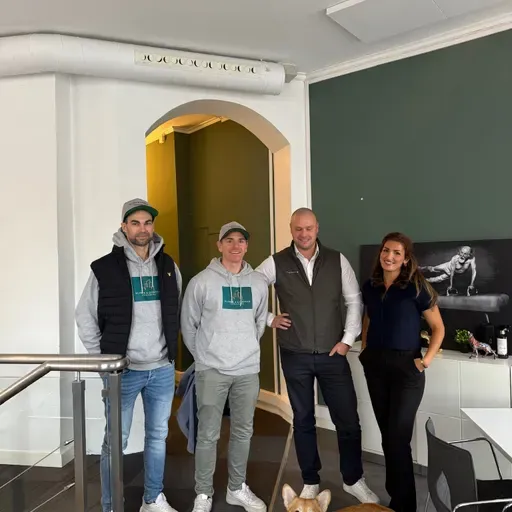 190. Sluttet ingeniørjobb for å flippe boliger - så fikk det markedet mot seg - omsetter nå 100MNOK og bygger utleieportefølge - KG eiendom