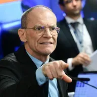 Qual Contarato vai pedir votos aos eleitores do ES em 2026?