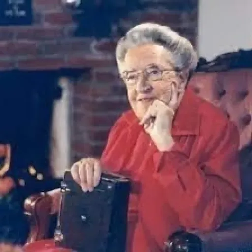 Historia 'Corrie ten Boom es bautizada con el Espíritu'