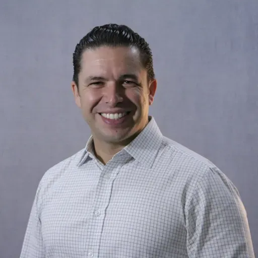 23.11.25 (17h) | "Tudo muda quando somos tocados" (Pr. Raphael Gadelha)