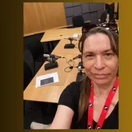 Dzeja ar deviņām dzīvībām. Klajā nācis Sanitas Rībenas dzejas krājums "Kaķe"