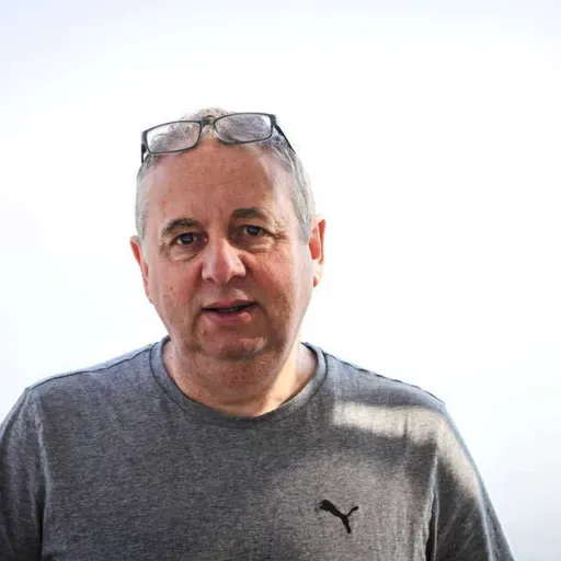 Jeffri Johannesen - Hvussu skal eg liva sum trúgvandi millum kl. 8-16?