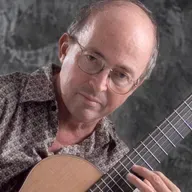 Miércoles de buena guitarra Nº 895 - Carlos Barbosa-Lima: su CD "Sonata de Ginastera" - 4 de junio de 2025