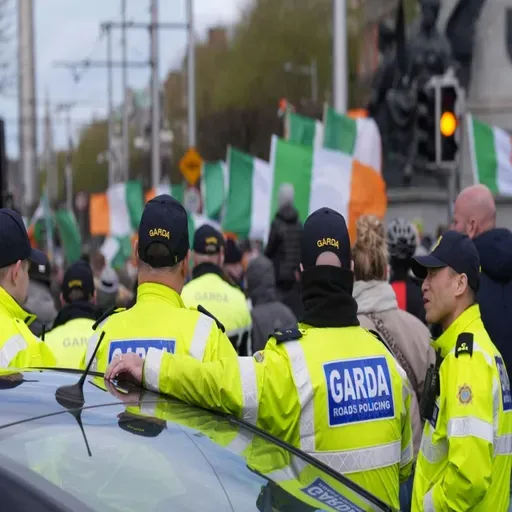 Garda Calls Out Irish Public & Racists for Lack of Respect for Gardaí - "We Are NOT Traitors"