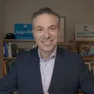 A Special Look: Elias Saratovsky (Birthright Israel)