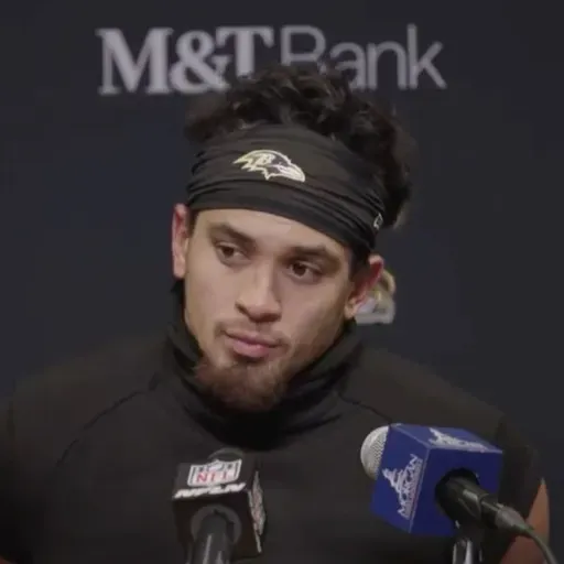 Alohi Gilman caps dominant effort by Baltimore defense with interception return for touchdown