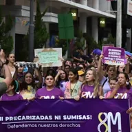 8M: “¡Ni precarizadas ni sumisas!”