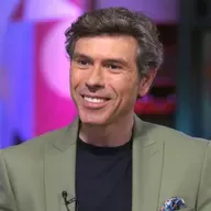 Eduardo Torgal:‌ “A solidão é um vírus. É fácil estar com milhares de pessoas nas redes mas é difícil estar ao lado de alguém fisicamente“