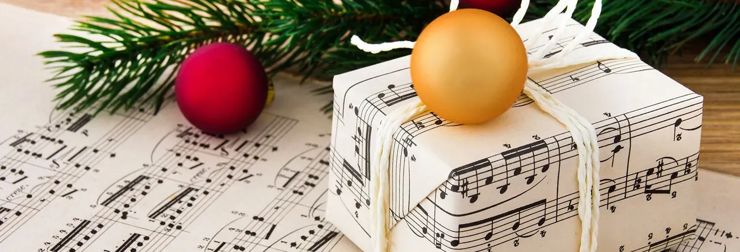 RADIO 3 DE MAYO FM 102.5