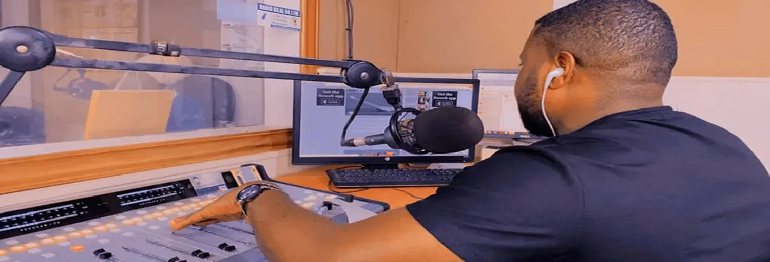Magazine Live Radio