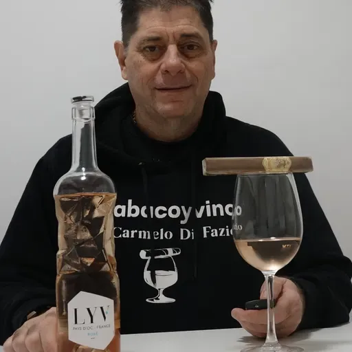 #tabacoyvino by Carmelo Di Fazio. De la tierra de Languedoc-Rosellón: LYV, un rosé sofisticado.
