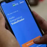 O auxílio emergencial deve ser prorrogado para o ano de 2021?