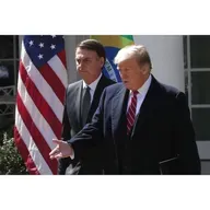 O ‘tarifaço’ de Trump puxou pelo patriotismo brasileiro e tornou-se “presente de Natal” para Lula