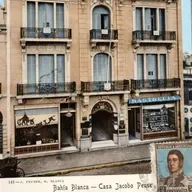 La galería más paqueta de O'Higgins, "La Peuser", el mundo en un corazón