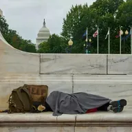 Trump evicts homeless people