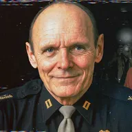O investigador que caçava Serial Killers: Lou Smit
