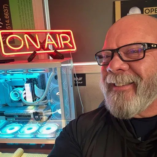 I’ve been told I should smile more 😄 — but with 664 active listings across Santa Clarita, I’m smiling because the numbers are finally getting interesting.