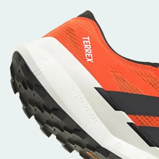 Adidas Terrex Agravic 2026 Cinco zapatillas top carreras de montaña.