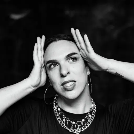 Kiko is Hot (parte 2): “Nunca tive escolha de só fazer rir sem levantar punho sobre questões fraturantes porque nunca encaixei num molde”