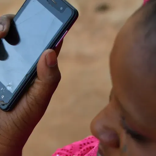 Rumeurs, manipulations et fausses nouvelles : des initiatives pour mieux s’informer (Magazine)