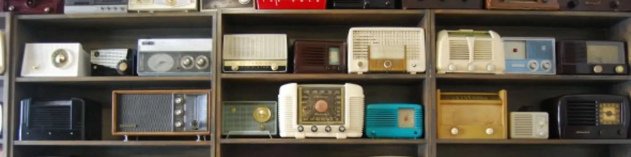 AM1580 Rumsey Retro Radio