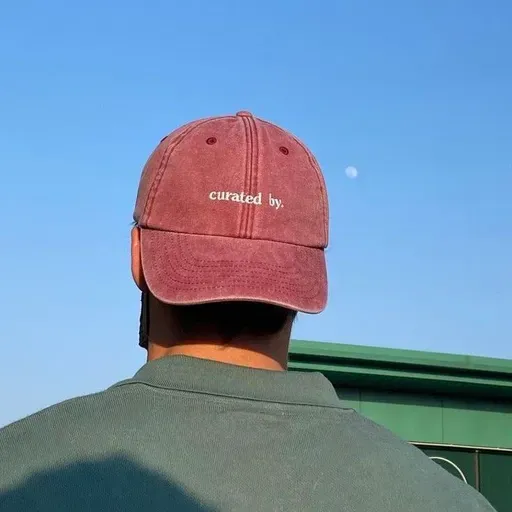 من أوراق طفل أبدي