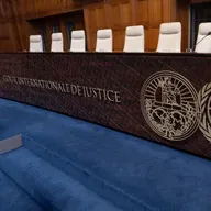 Is the U.S. threatening to commit war crimes in Iran?