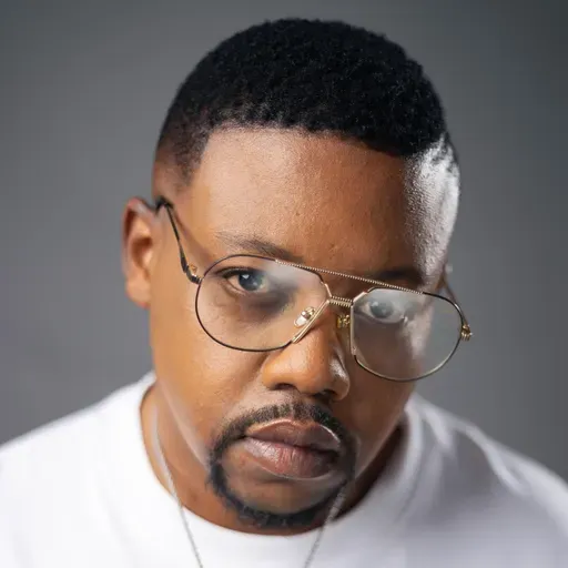 #LekompoFriday | Psychonic Vocalist is Psycho when it comes to making music.