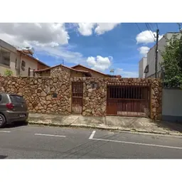 Oferta Casa Colonial na Região da Pampulha