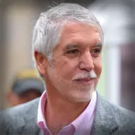 Enrique Peñalosa, el hombre que no se rinde