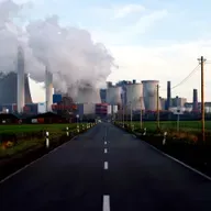 Die Woche vom 01.11. bis 07.11.2025 - EU-Länder einigen sich auf Klima-Ziel, Gegner von US-Präsident Trump wird Bürger-Meister von New York, Russland greift die Ukraine mit vielen Drohnen und Raketen an