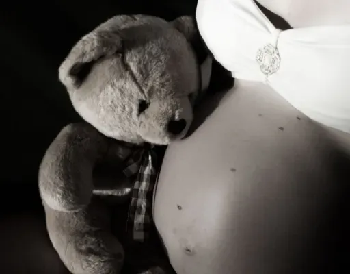 Sociālo tīklu ietekmē pasaulē populārā top brīvdzemdību kustība